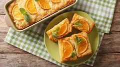 Recipe for orange cake with cinnamon: rich citrus flavor with just one orange.